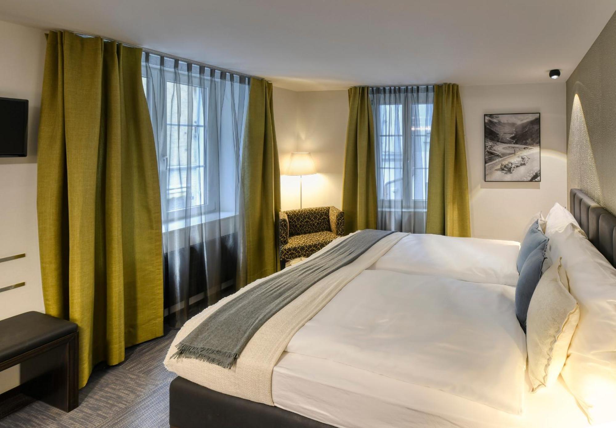 Boutique Hotel Reiser Altdorf Exterior photo