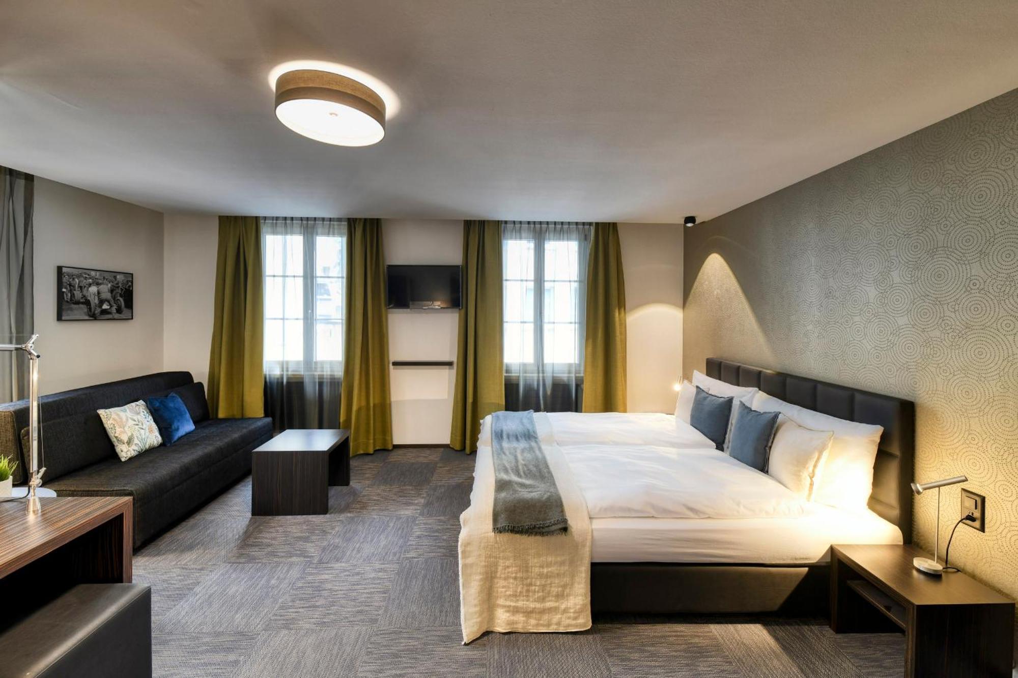 Boutique Hotel Reiser Altdorf Exterior photo